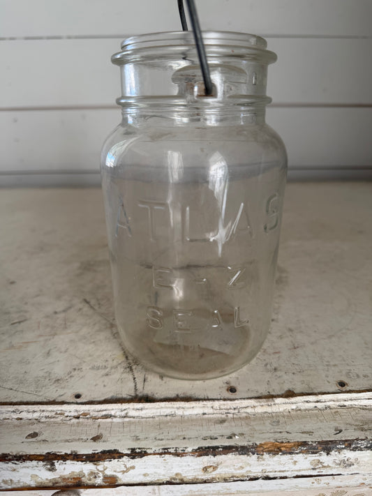 Antique Clear Glass Atlas E-Z Seal