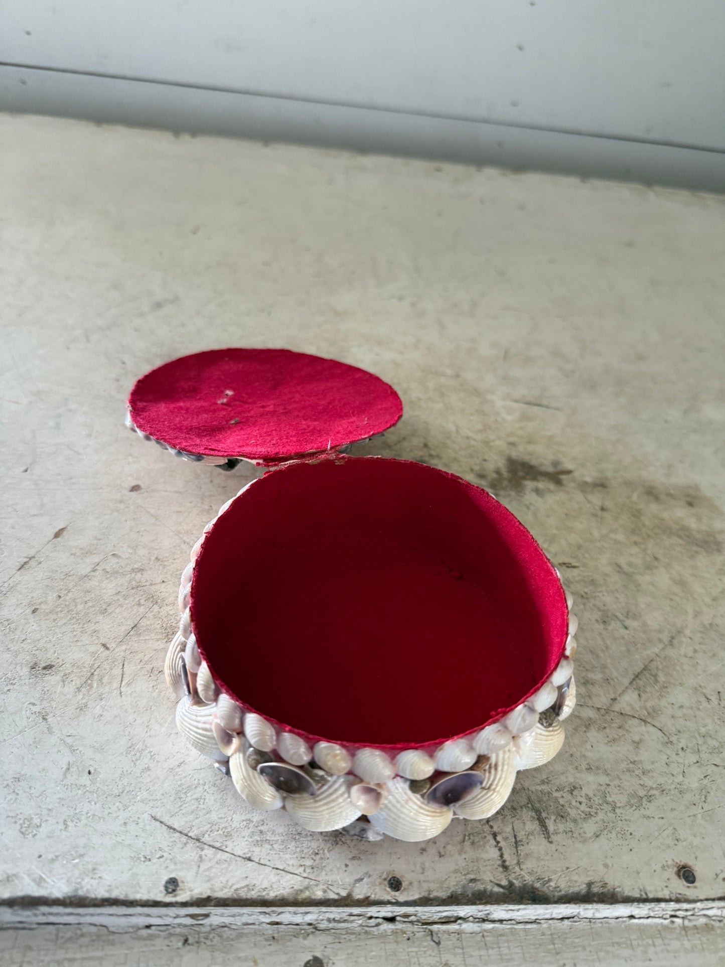 Vintage Shabby Sea Shell Trinket Box