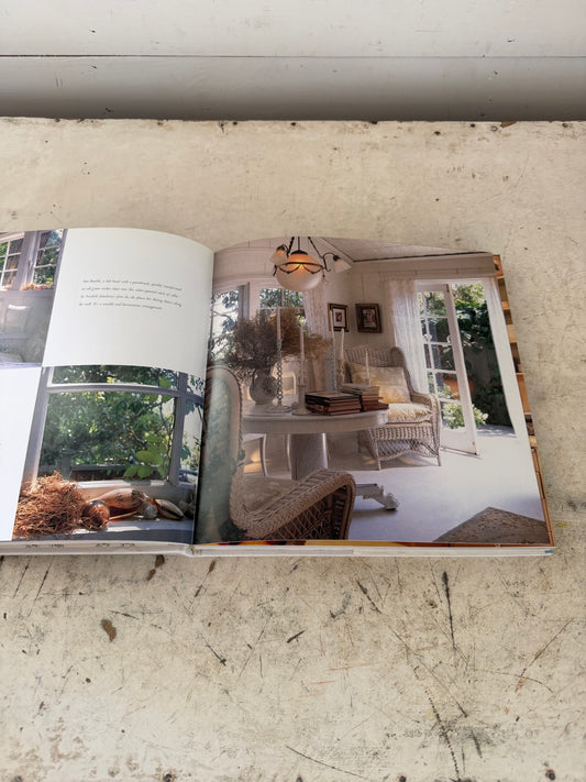 California Cottages: Interior Design, Architecture, and Style by Diane Dorrans Saeks