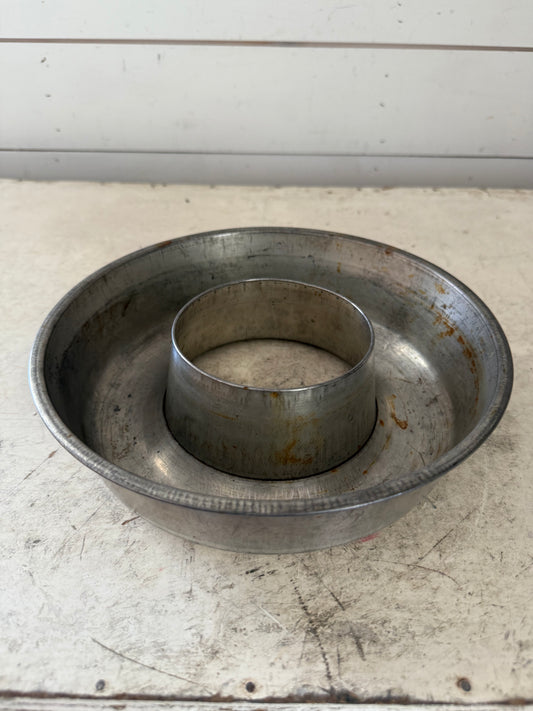 Vintage tube or Bundt cake pan