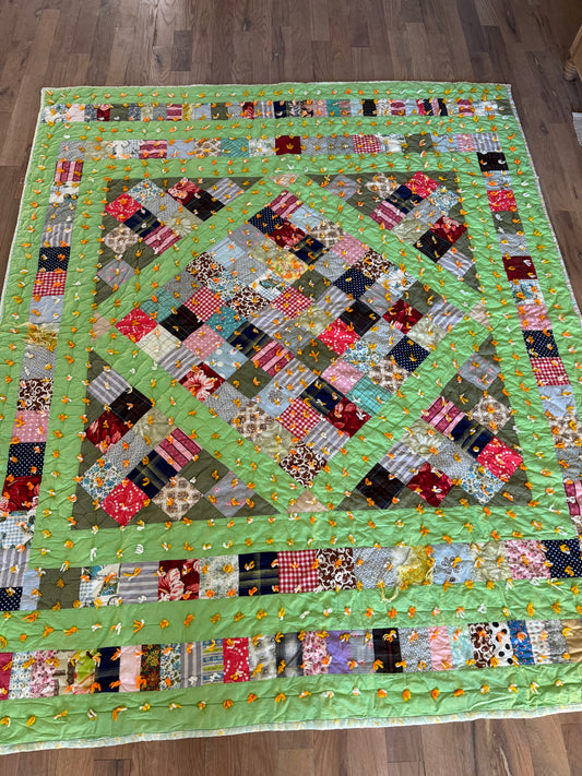 Full Size Vintage Homemade Quilt has imperfections as shown