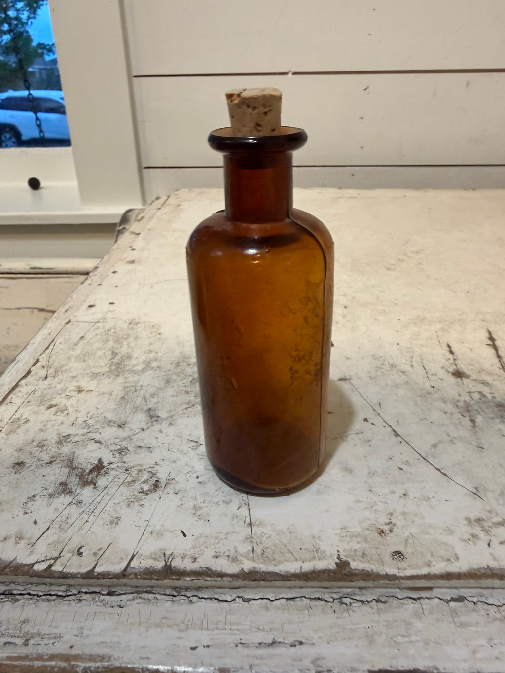 Vintage amber Medicine bottle with wide rim and stopper