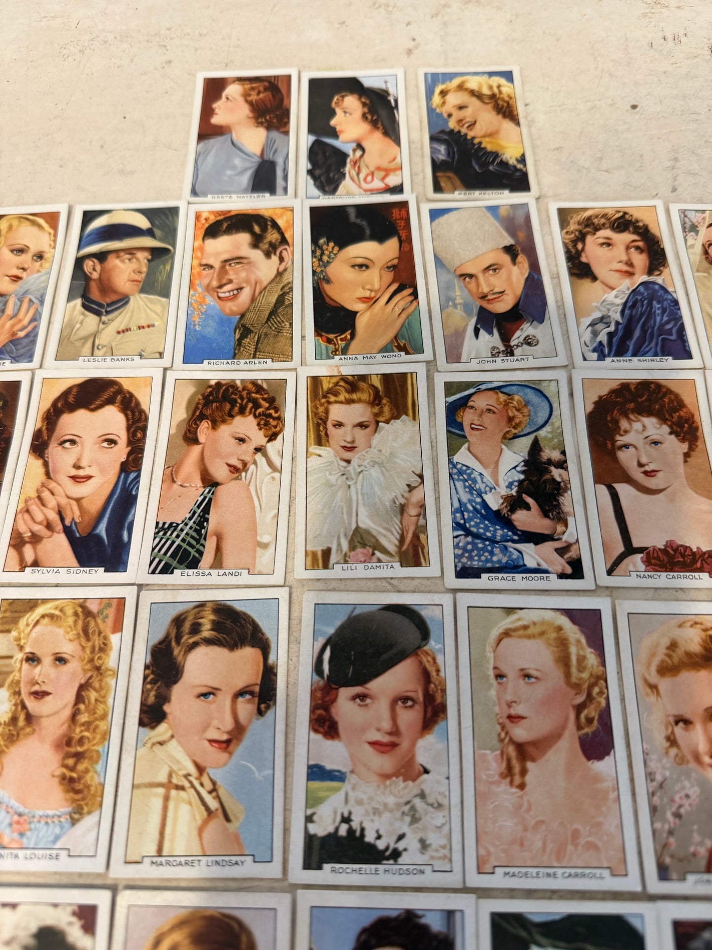 Gallaher My Favourite Part 48 Cards - Complete Set Virginia Hpuse London Cigarette Cards