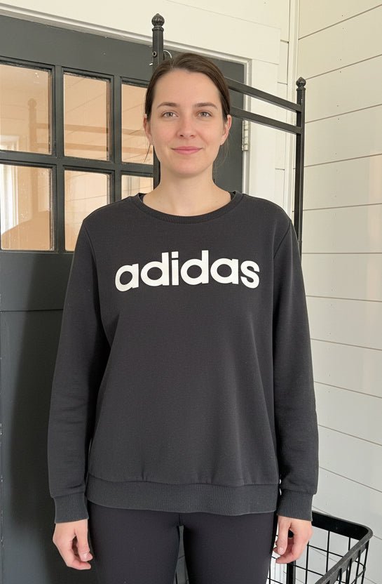 Adidas Extra Large Crewneck