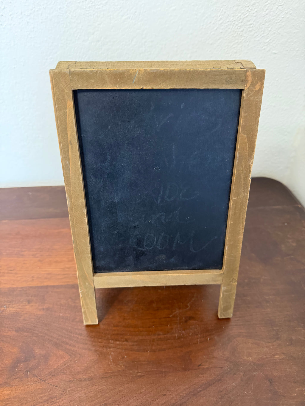 Tabletop Chalkboard easel - Will Get makeover and print
