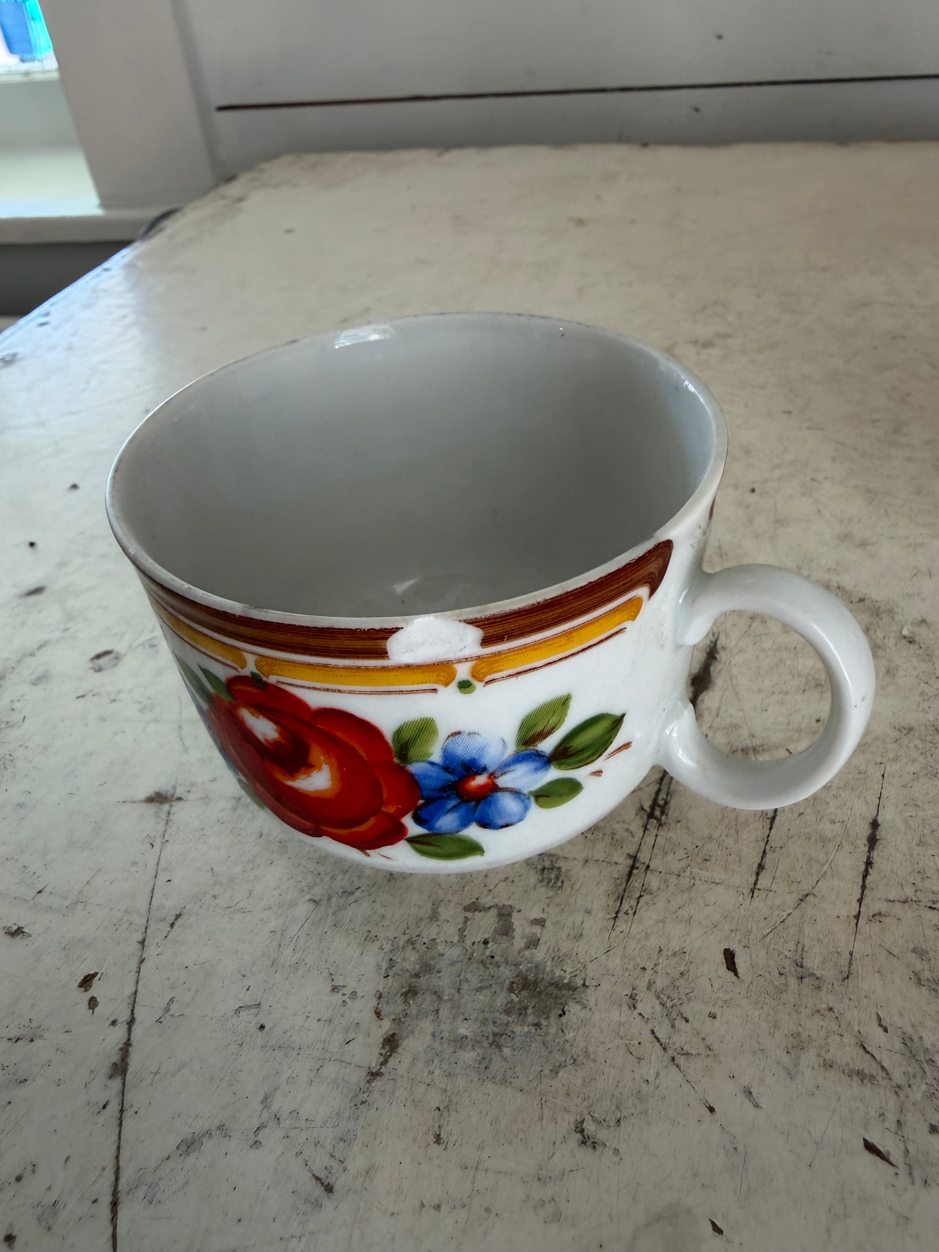 Winterling Röslau Bavaria Tea Cup With Chip