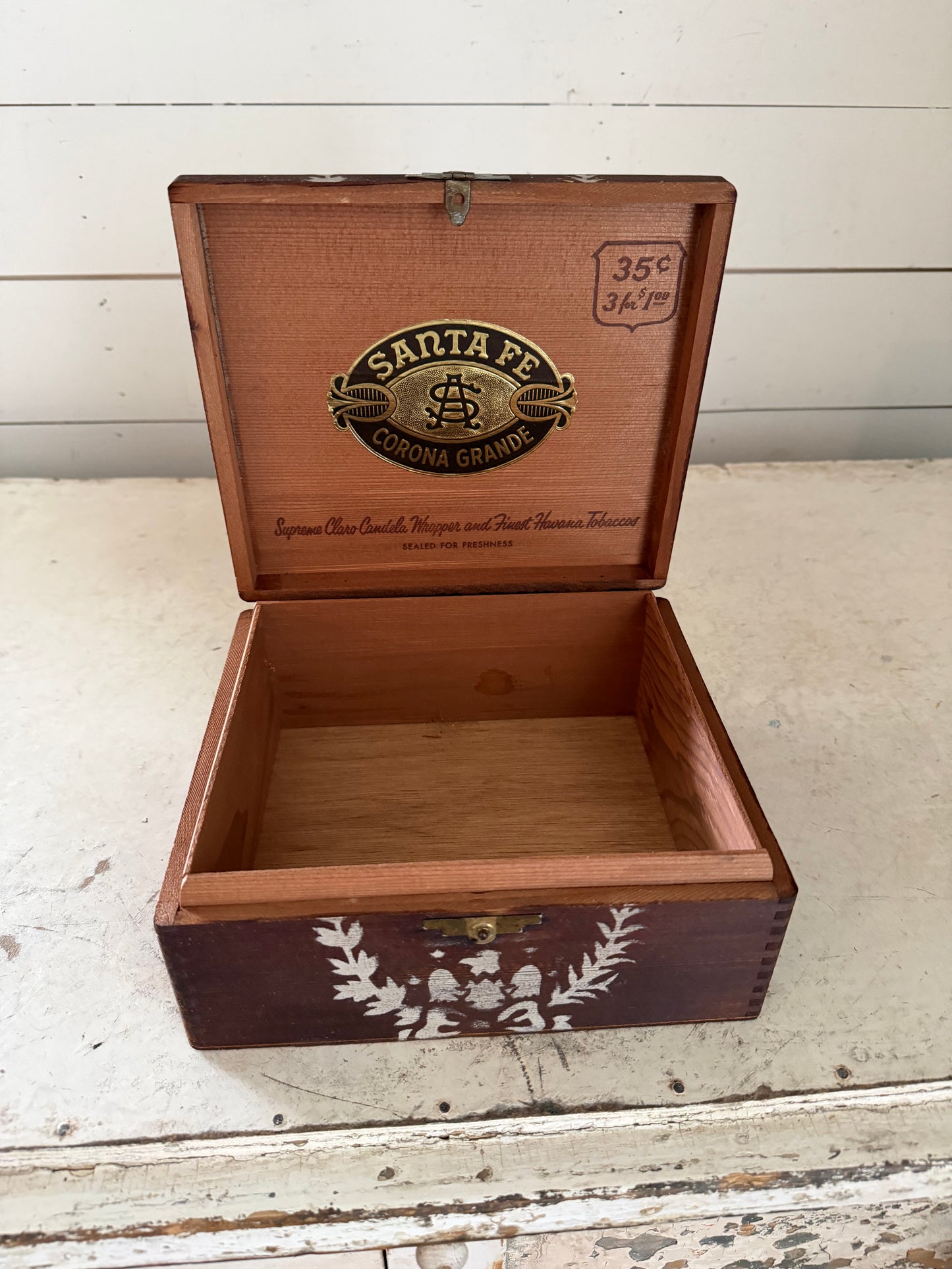 1940’s Cedar Cigar Box With Finger joints and French Grain Sack Label