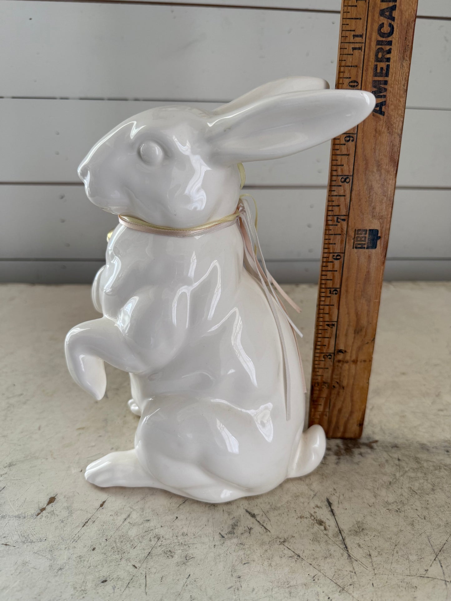 Porcelain bunny has crack will get repaired and painted