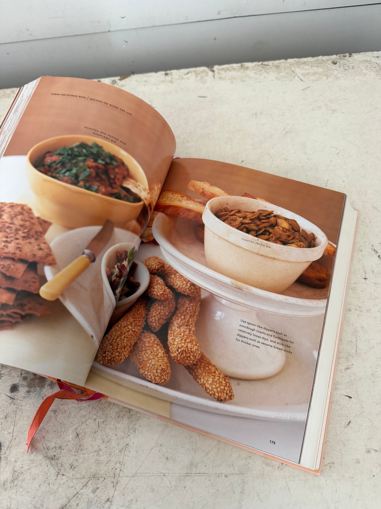 1999 hardcover edition of Martha Stewart's Hors D'oeuvres Handbook.