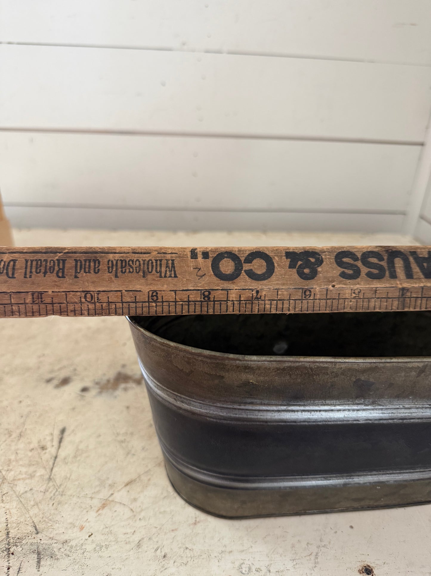Oval galvanized bucket will get makeover