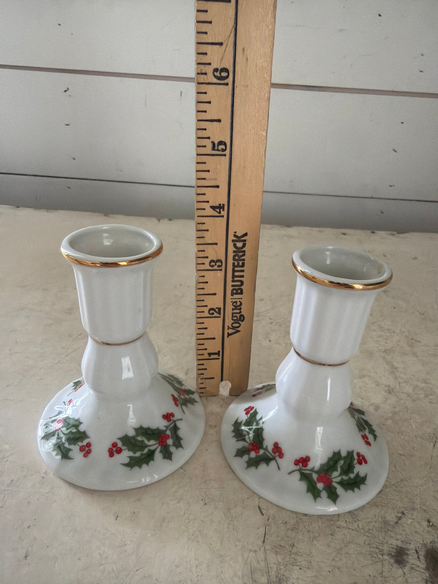Holly and Berry ceramic candle holder set