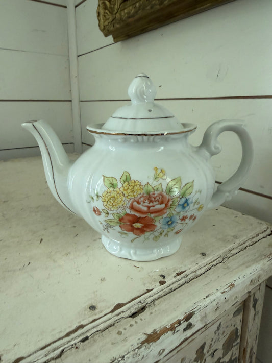 Nagoya Japan National Silver Co 3 Cup Teapot Vtg - White with Floral Motif Gold