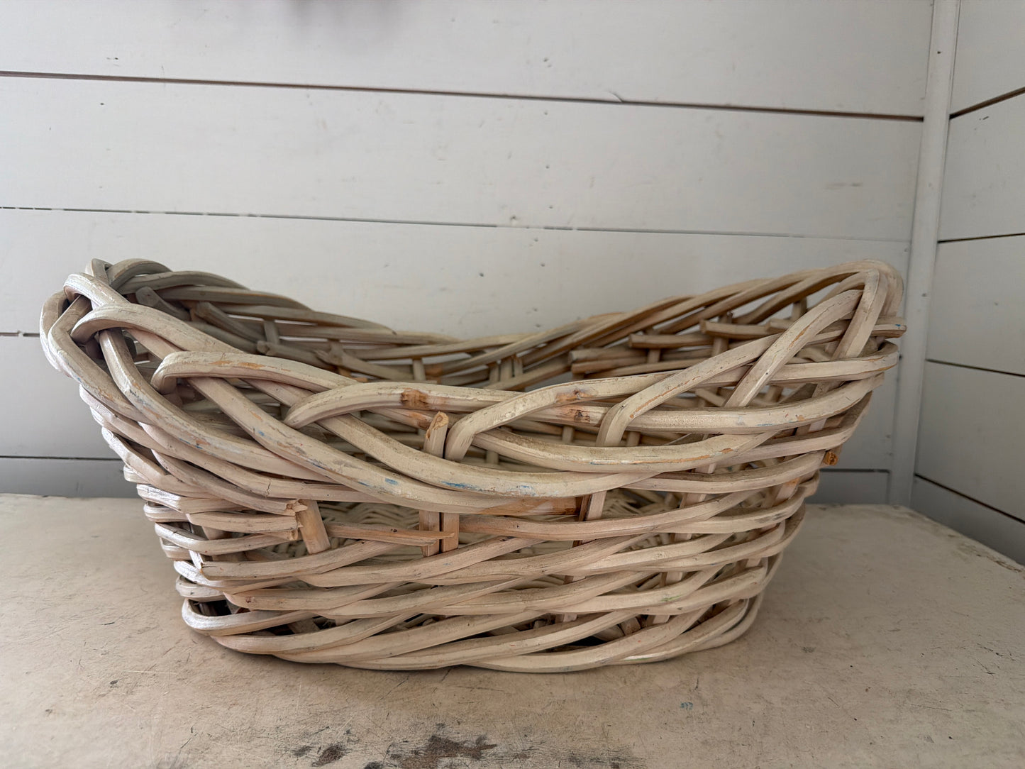 Chunky woven French Style laundry basket