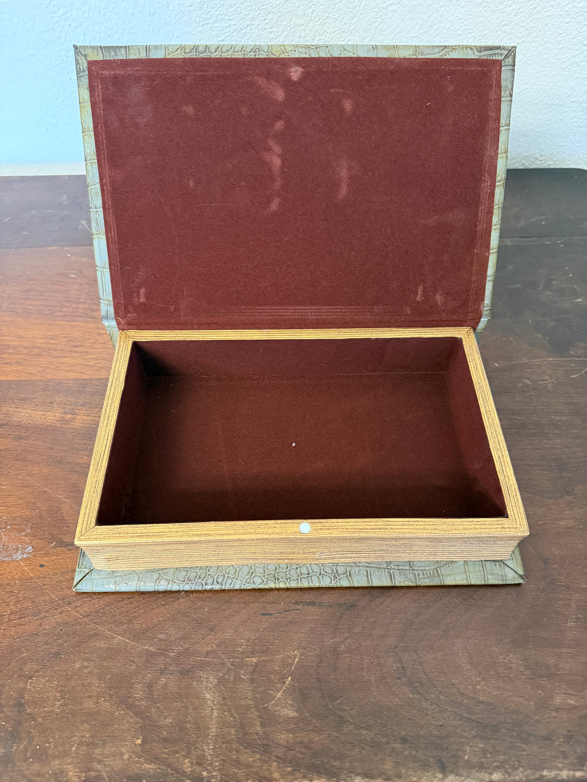 Book box decorative hidden storage