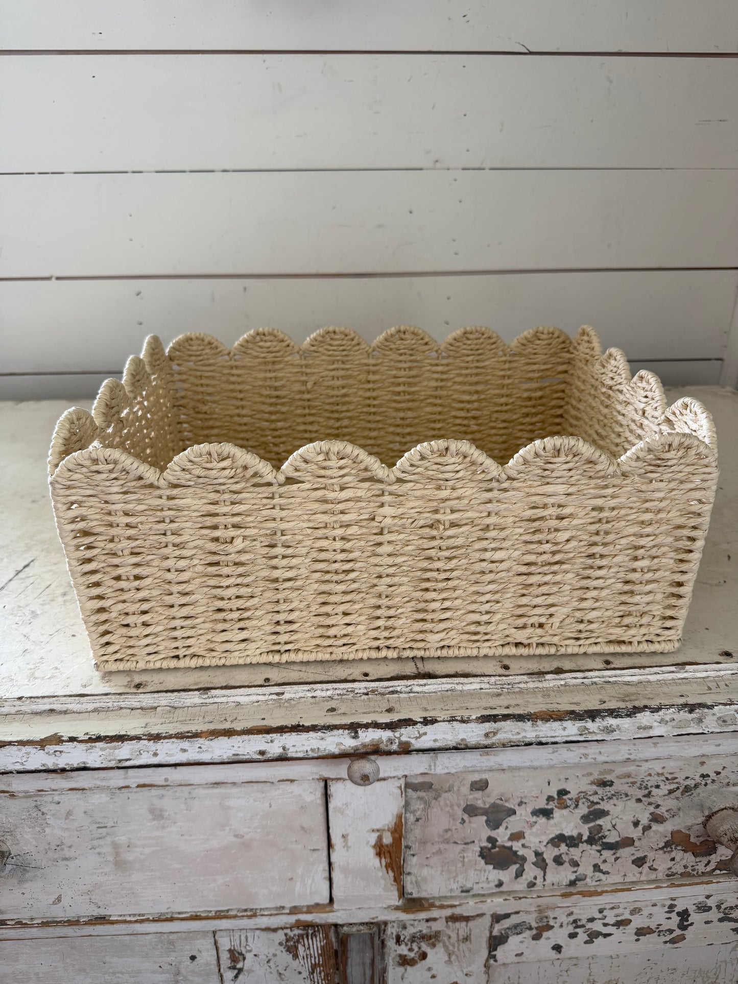 Scalloped Wicker Basket