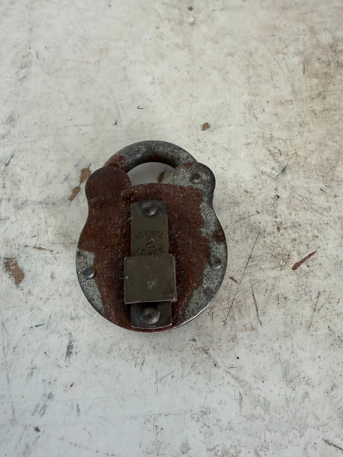 Old English Padlock “Secure 2 Lever” - no key