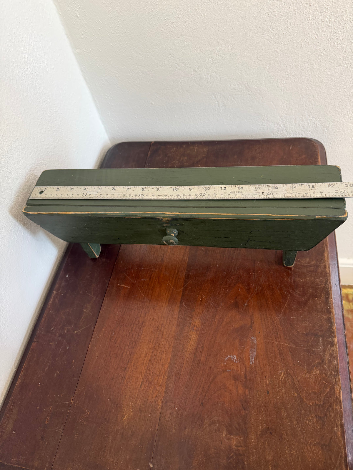 Wood Shelf With knob will get makeover