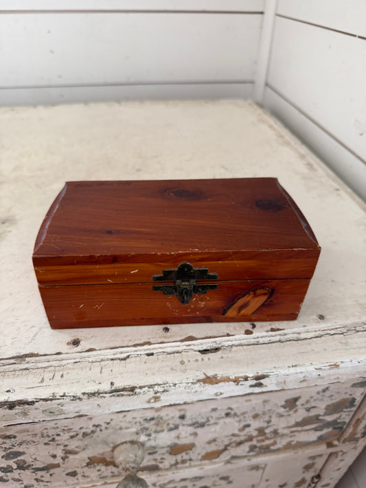 Vintage Mini Wood Box will get makeover