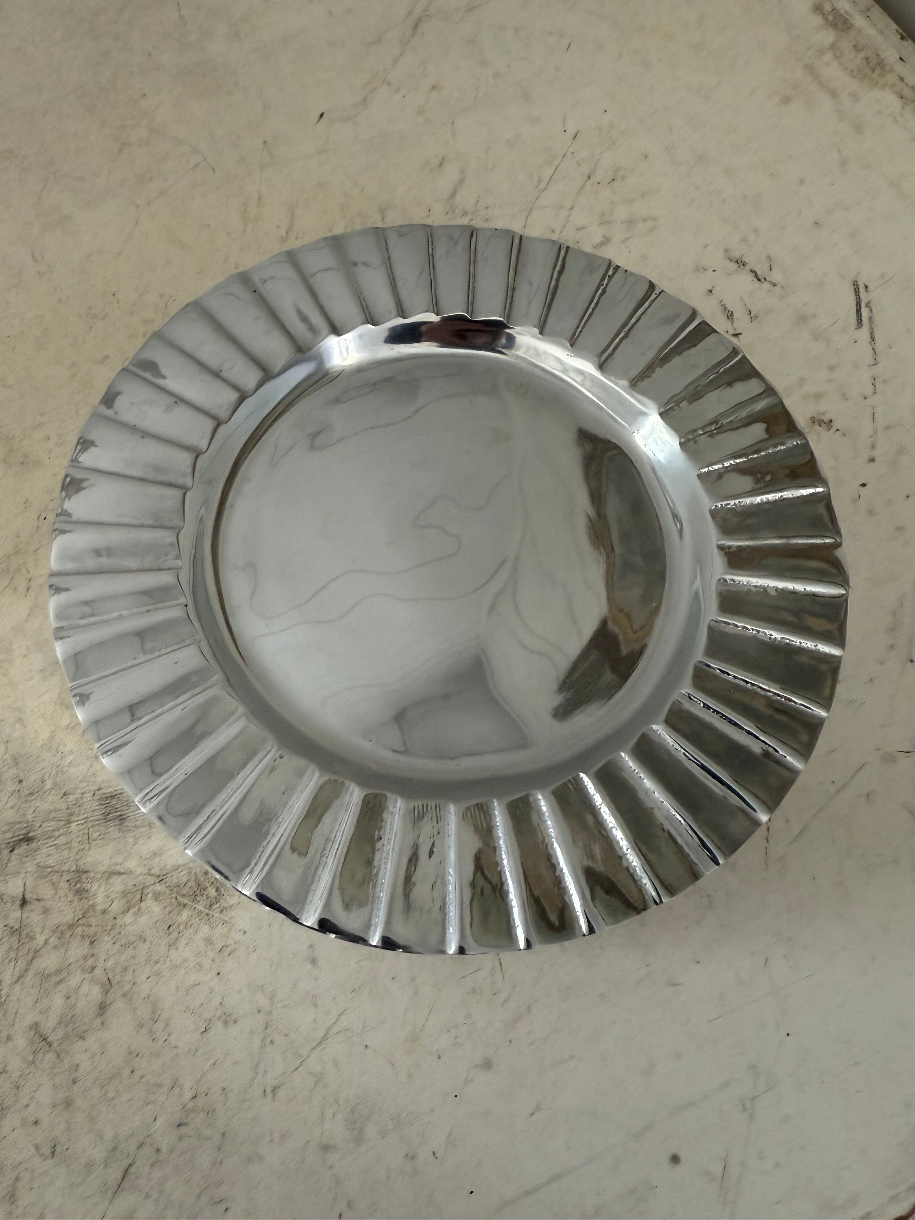 Ruffled Aluminum Plate - sold individually