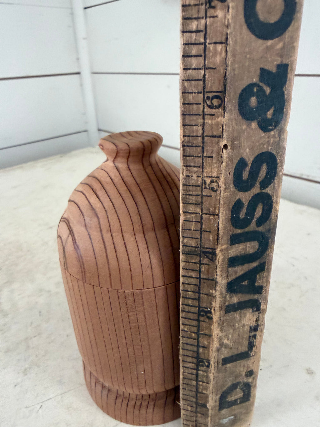 Wood trinket dish with makeover urn with lid