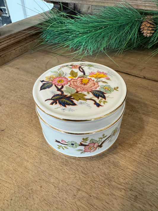 Vintage SADLER ENGLAND Porcelain Round Floral Rose Powder Trinket Box