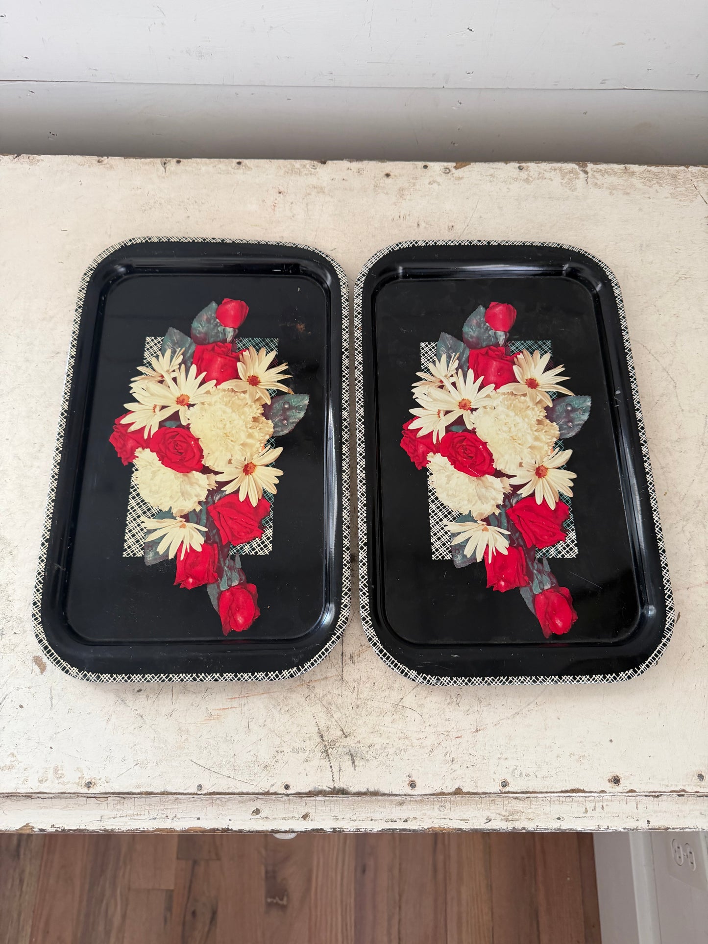 Vintage metal rectangle Snack Tray - white and red roses sold individually