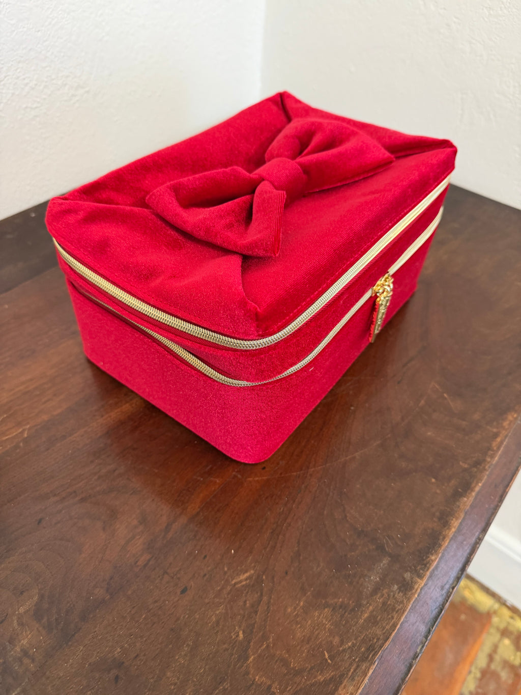 Estee Lauder Red Velvet Train Case