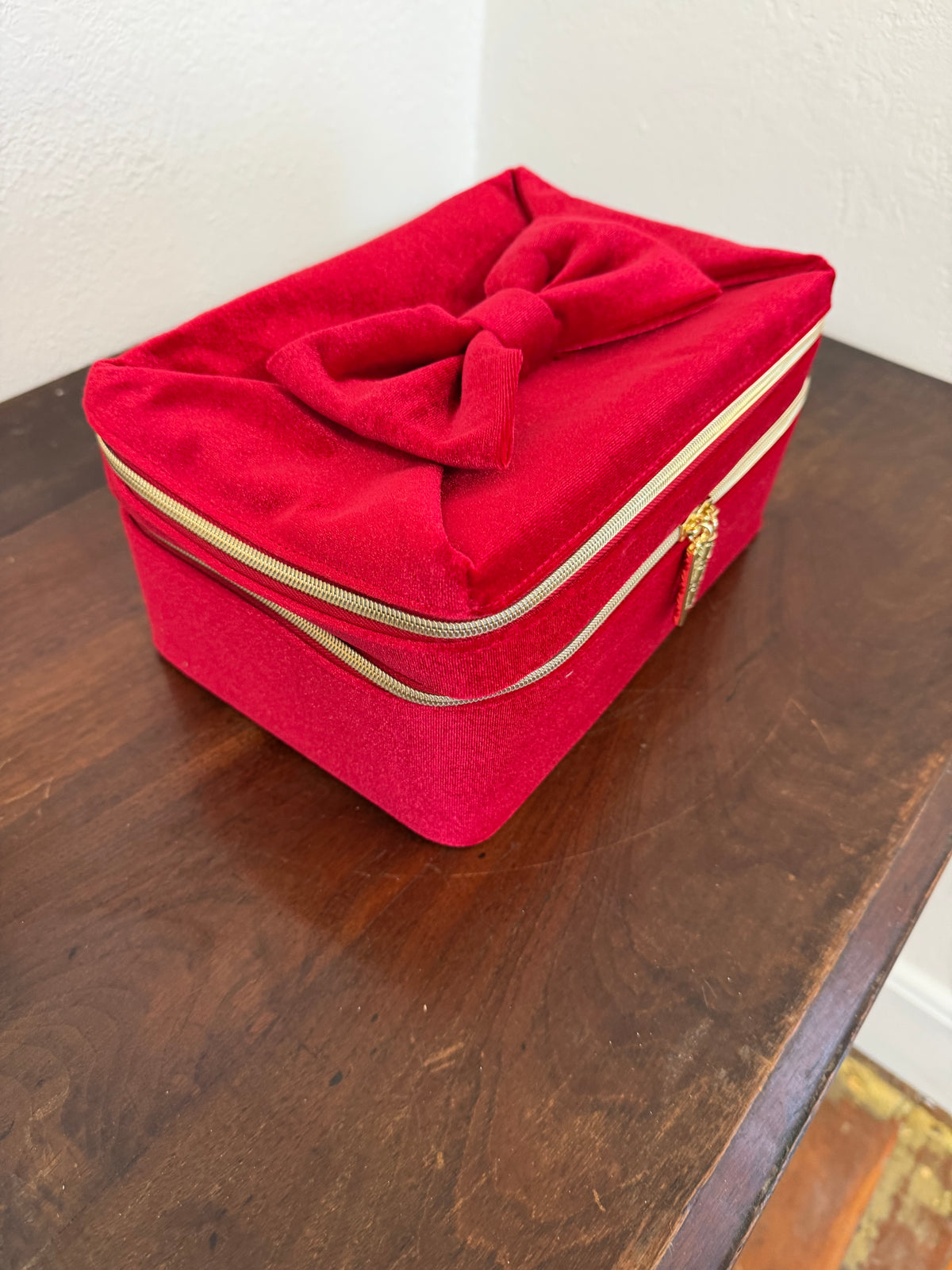 Estee Lauder Red Velvet Train Case