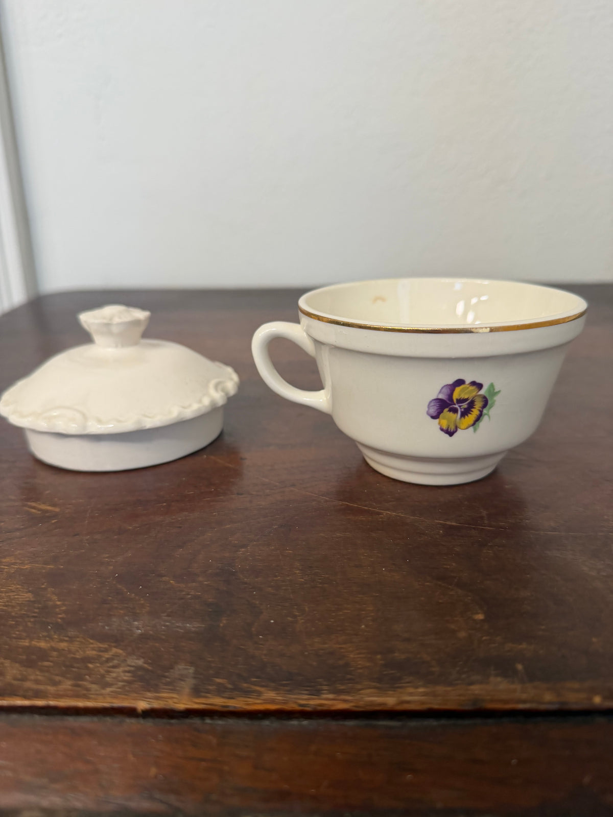 Purple Pansy teacup with mismatched Lid