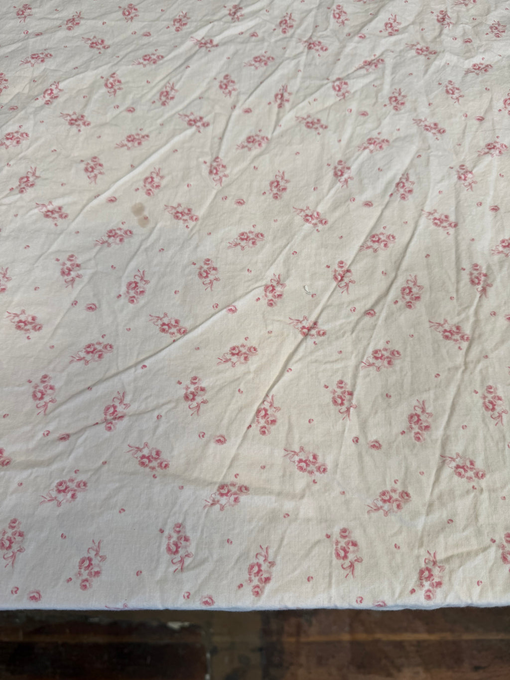 Rachel Ashwell Farmhouse Pattern Sheet - Queen Top Sheet