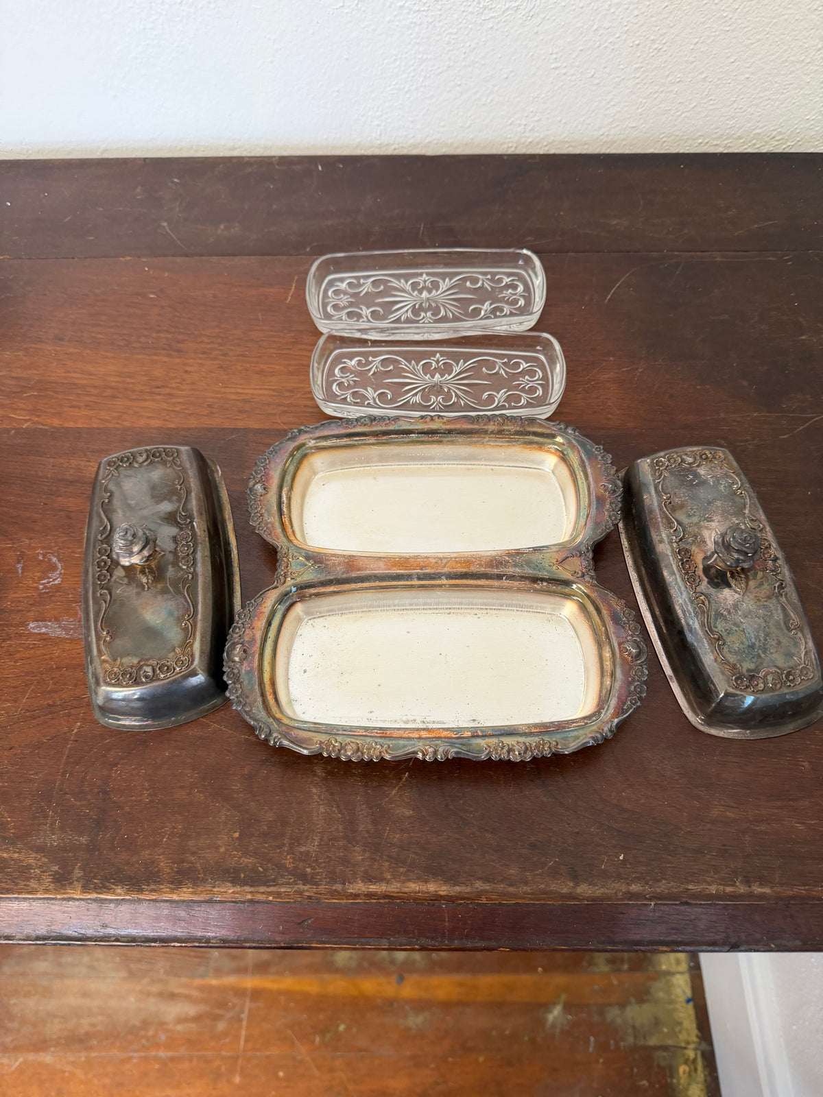Vintage FB Rodgers Silver plate Victorian revival double butter dish