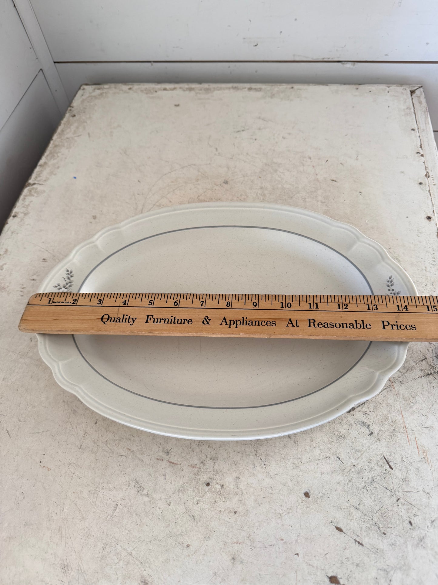 Pfaltzgraff Heirloom 016 Floral Oval Chop/Serving Platter 1984-97 USA 15"x10.5"