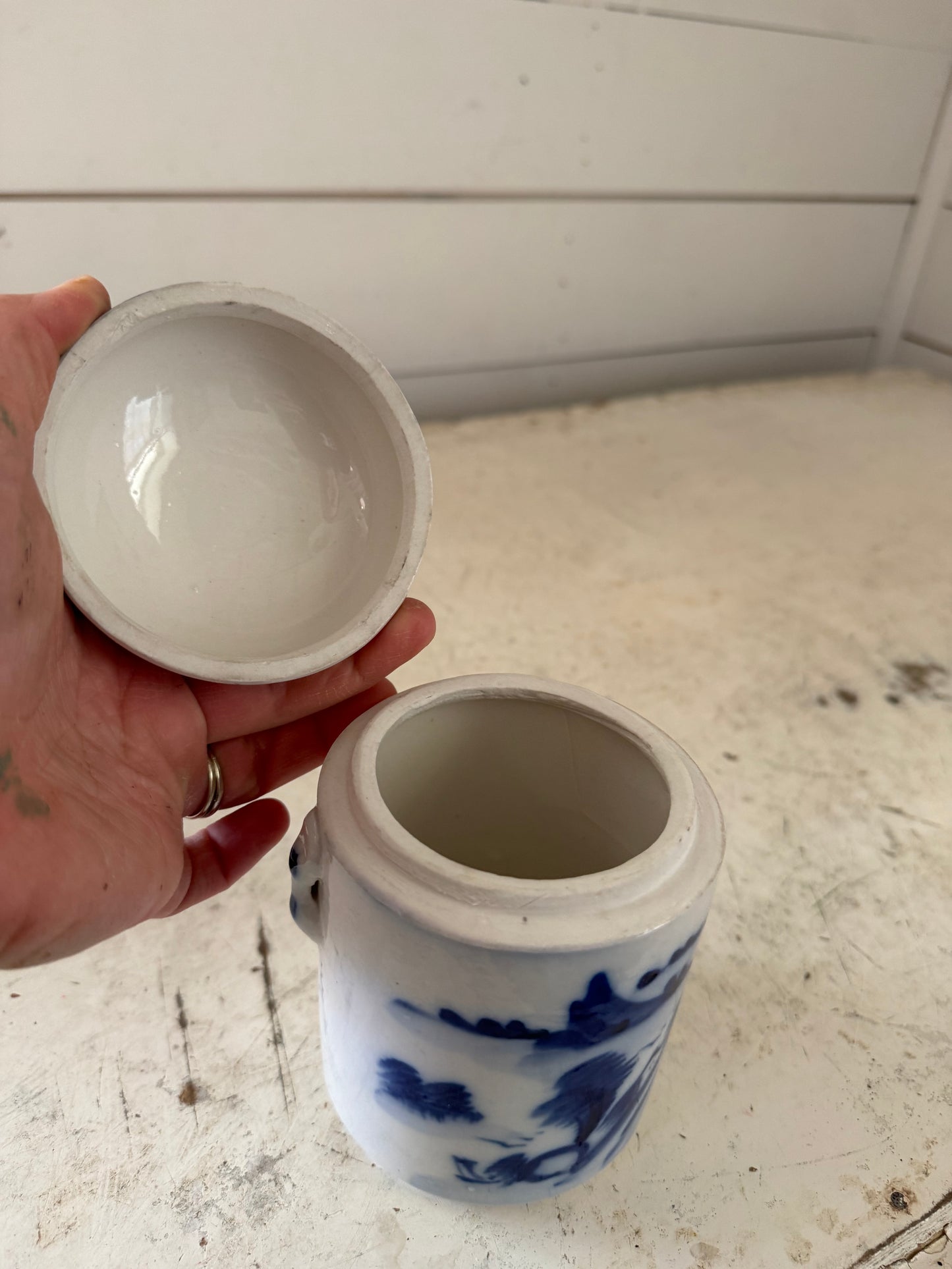 Vintage Tea Ginger jar Pottery Canister w Lid Blue White Hand Painted 5”