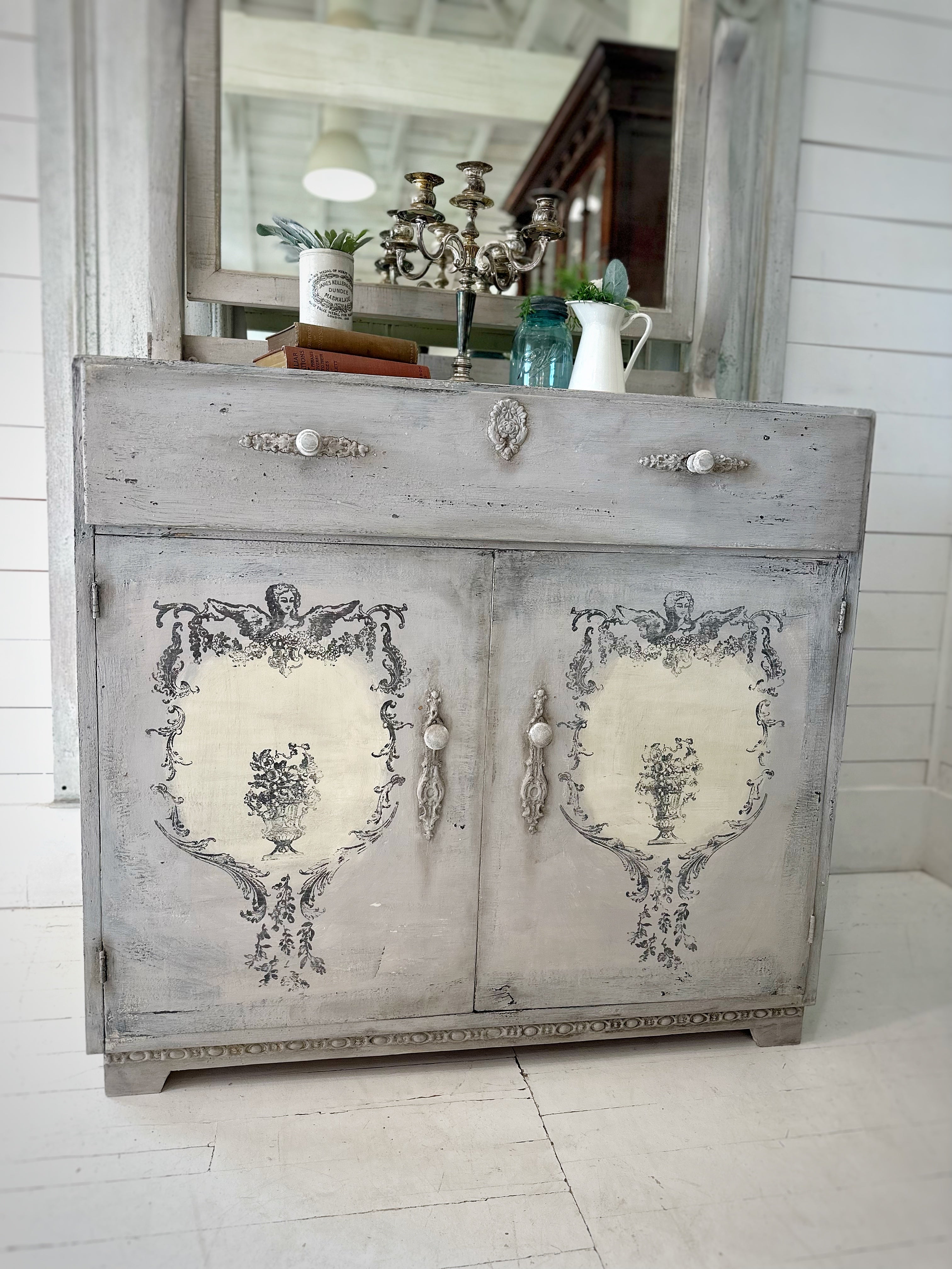 Reverie French Style Dresser & Mirror
