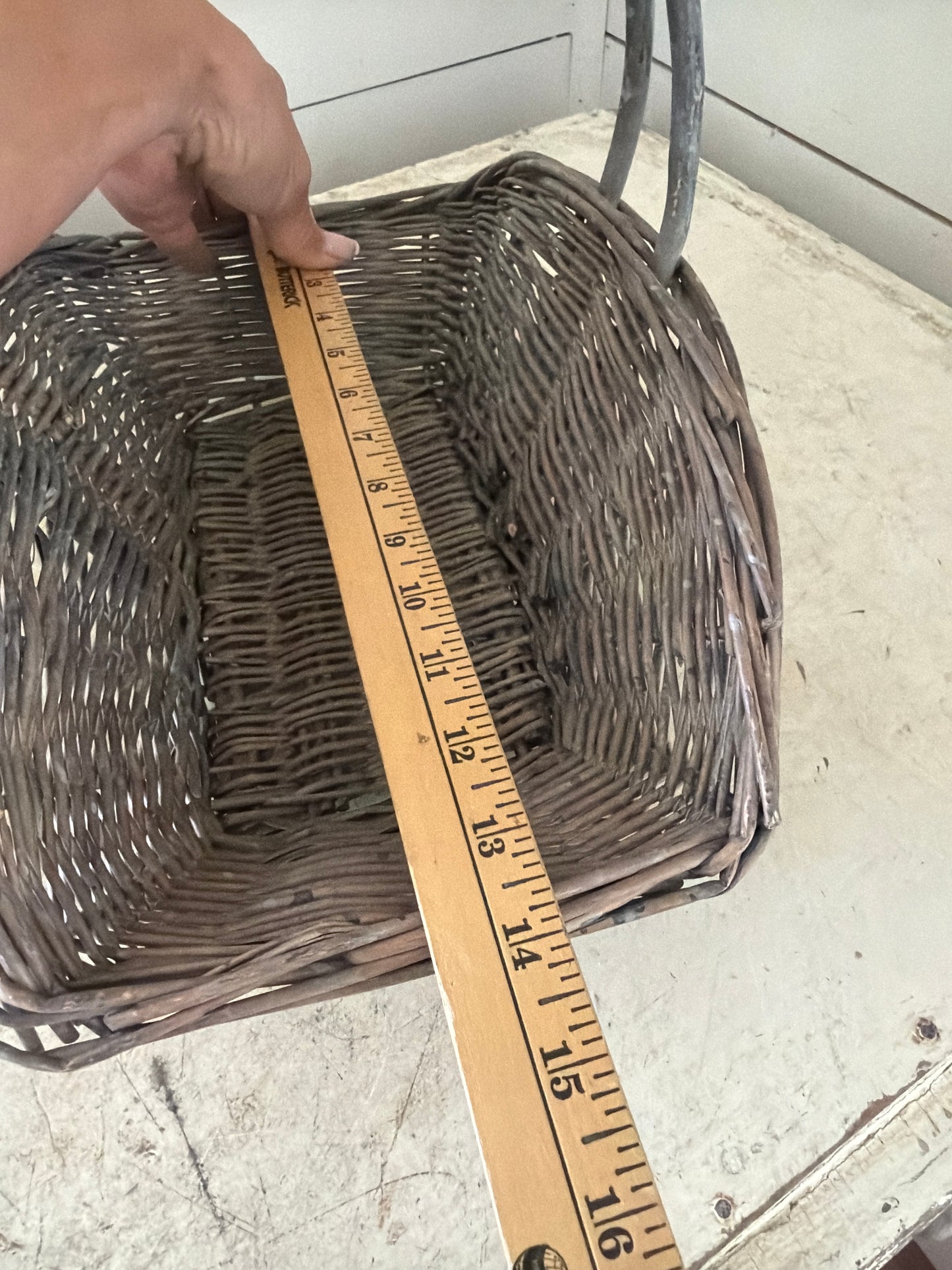 Gray washed Willow Gathering Basket