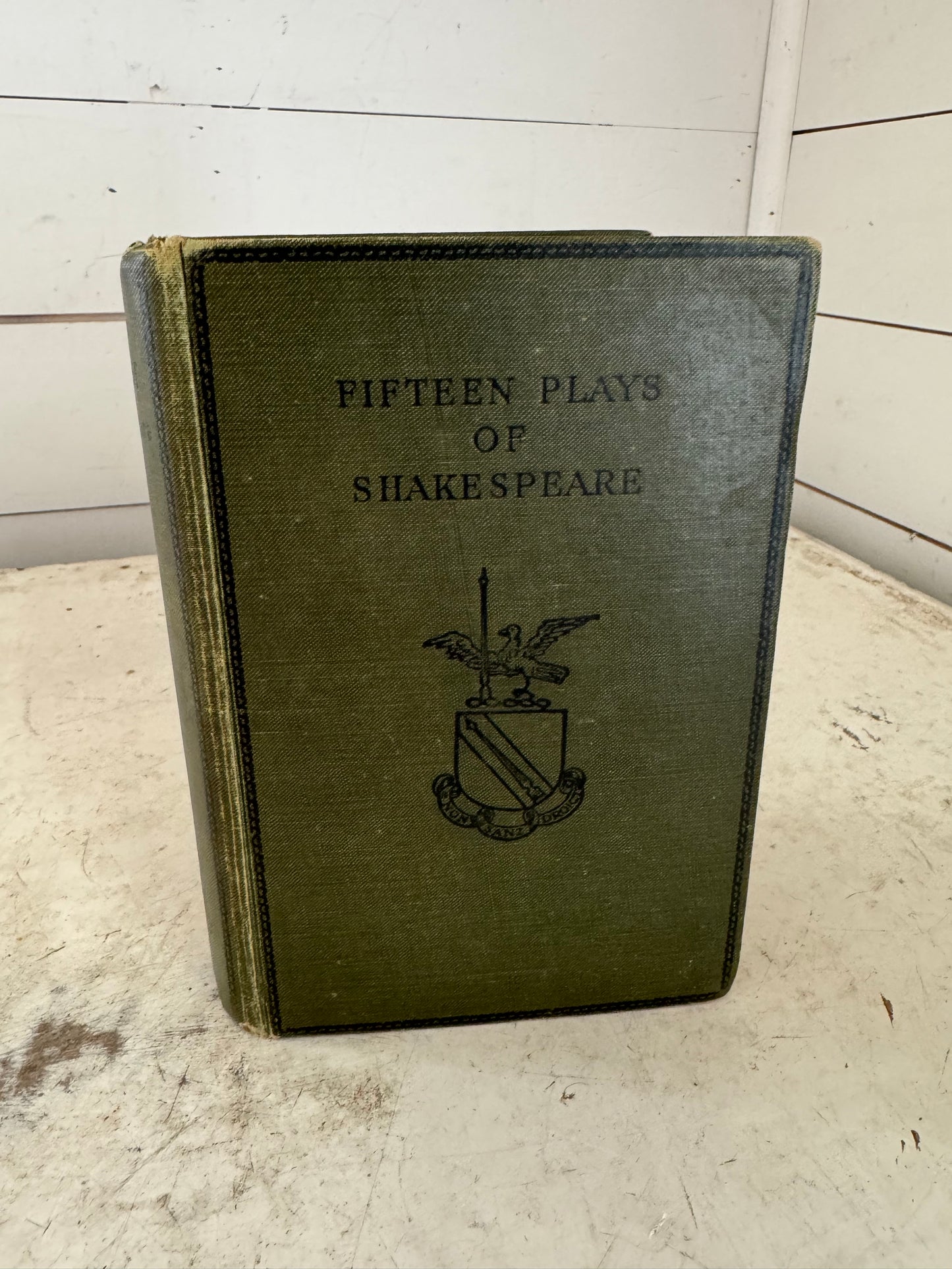 Fifteen Plays of Shakespeare - Oxford Press 1937