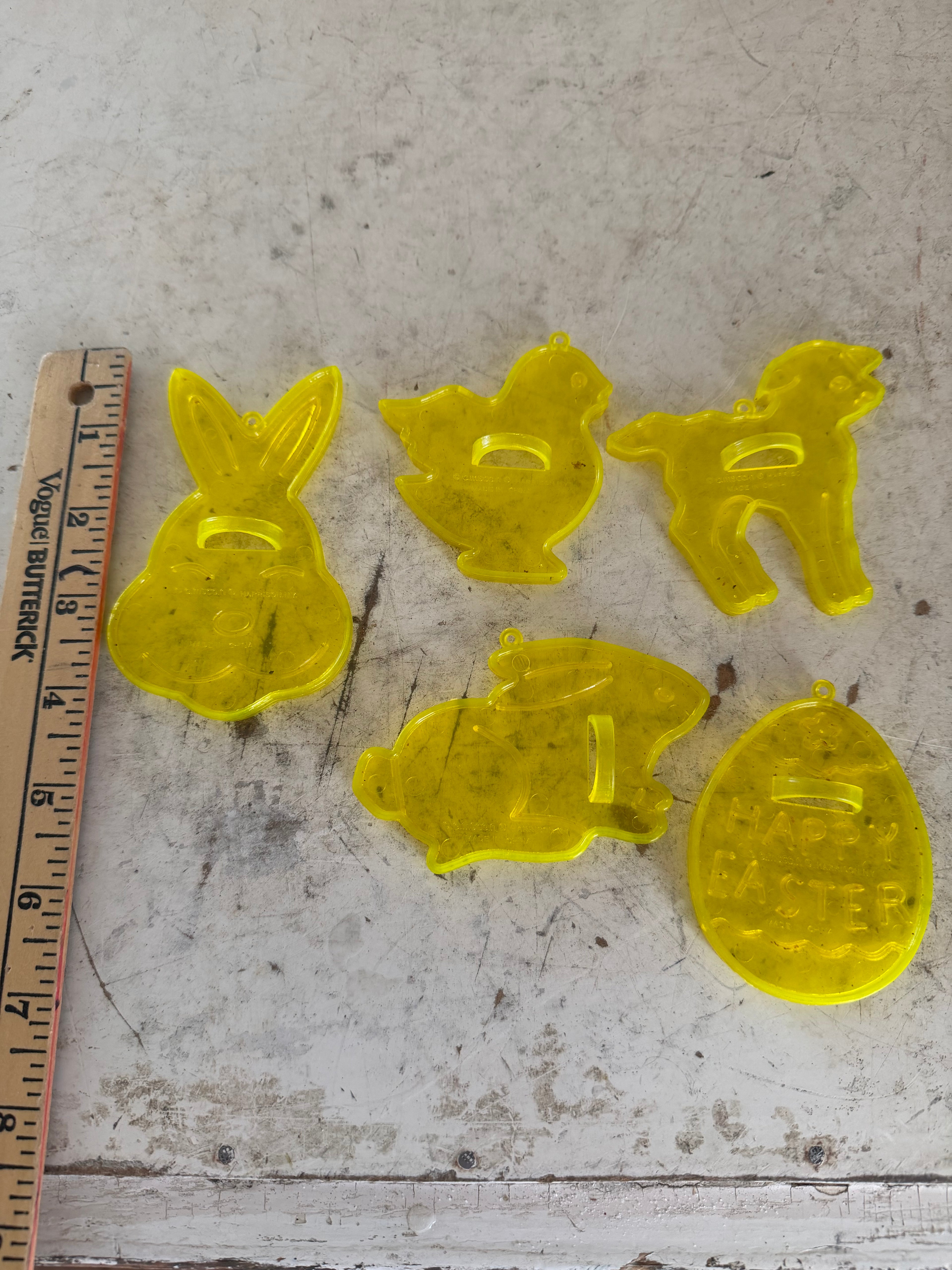 Vintage Easter cookie cutters