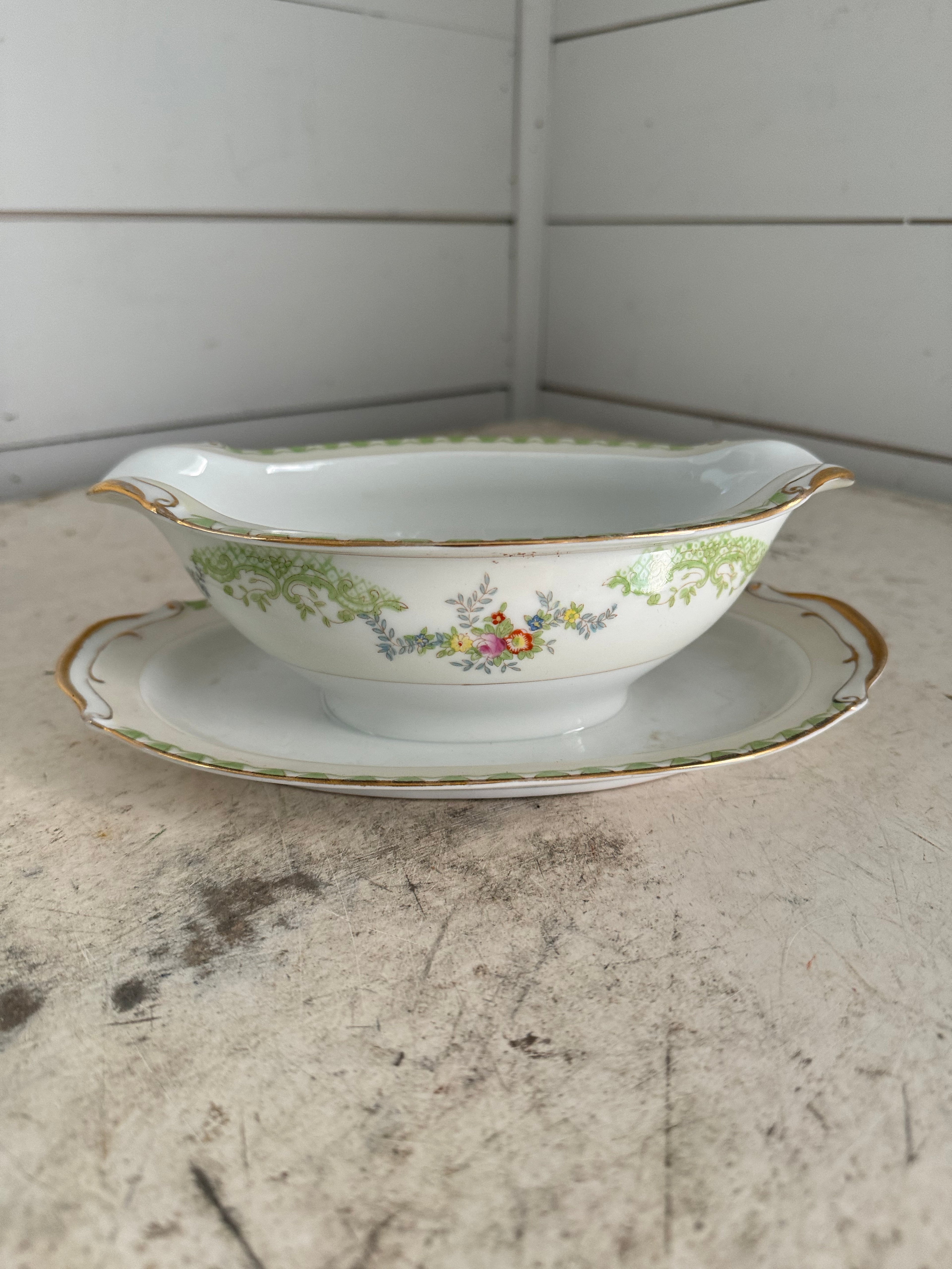 Celebrate Japan Gravy Boat or Sauce Bowl with Underplate, 9 1/2"