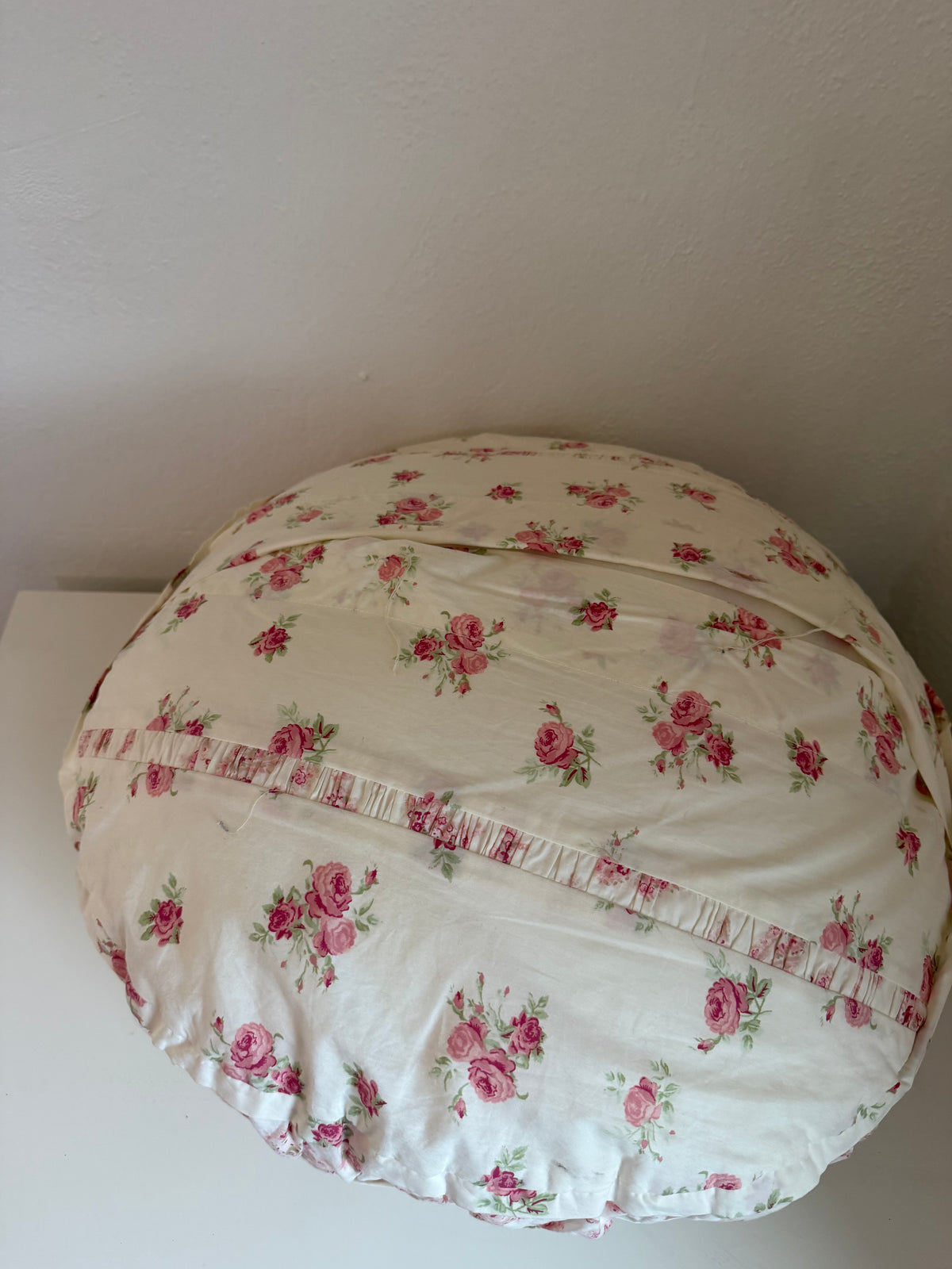 Vintage Rachel Ashwell SIMPLY SHABBY ChIc Floral Rose Paisley Round Toss Pillow 20” as is. Has been repaired no buttons