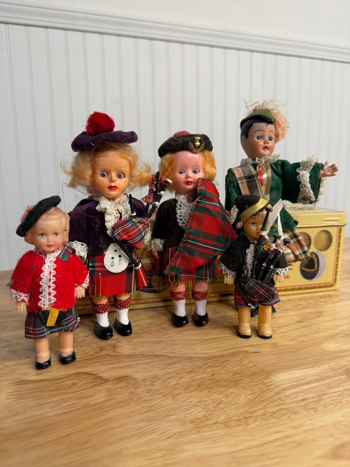 Set of Scottish Dolls in Tin