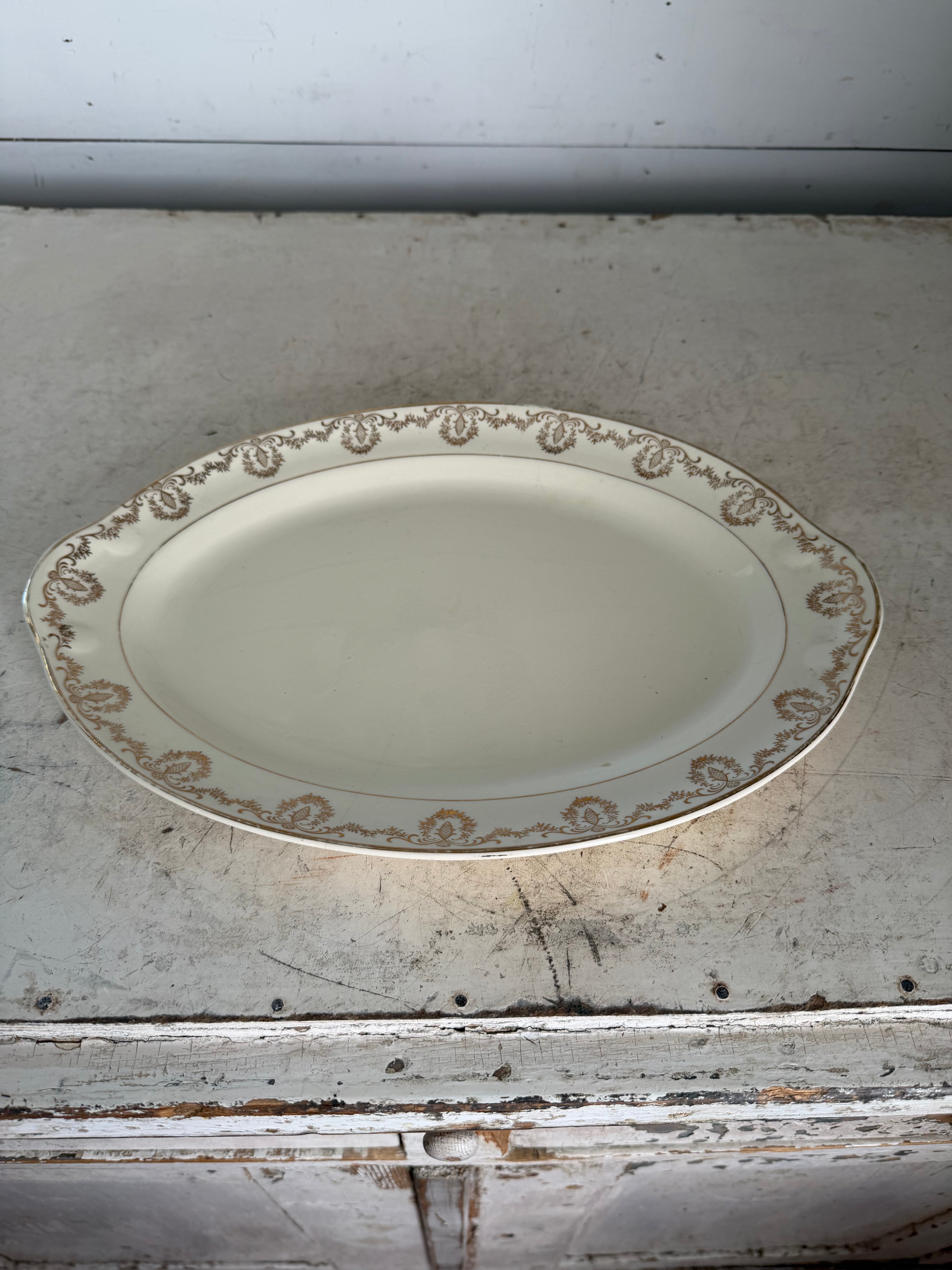 Taylor, Smith and Taylor Co. USA Platter with Handles