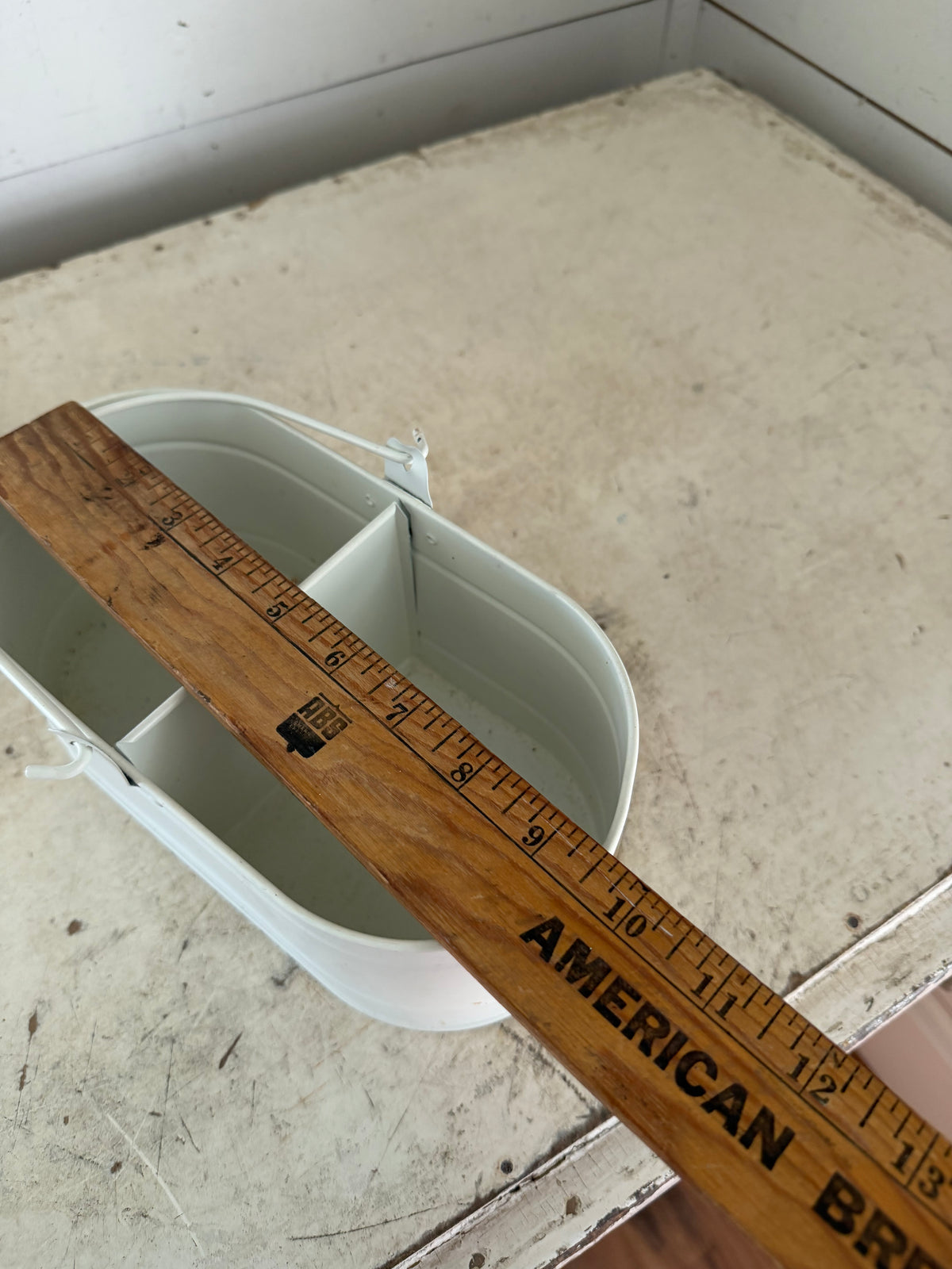 White enamel bucket will get makeover transfers