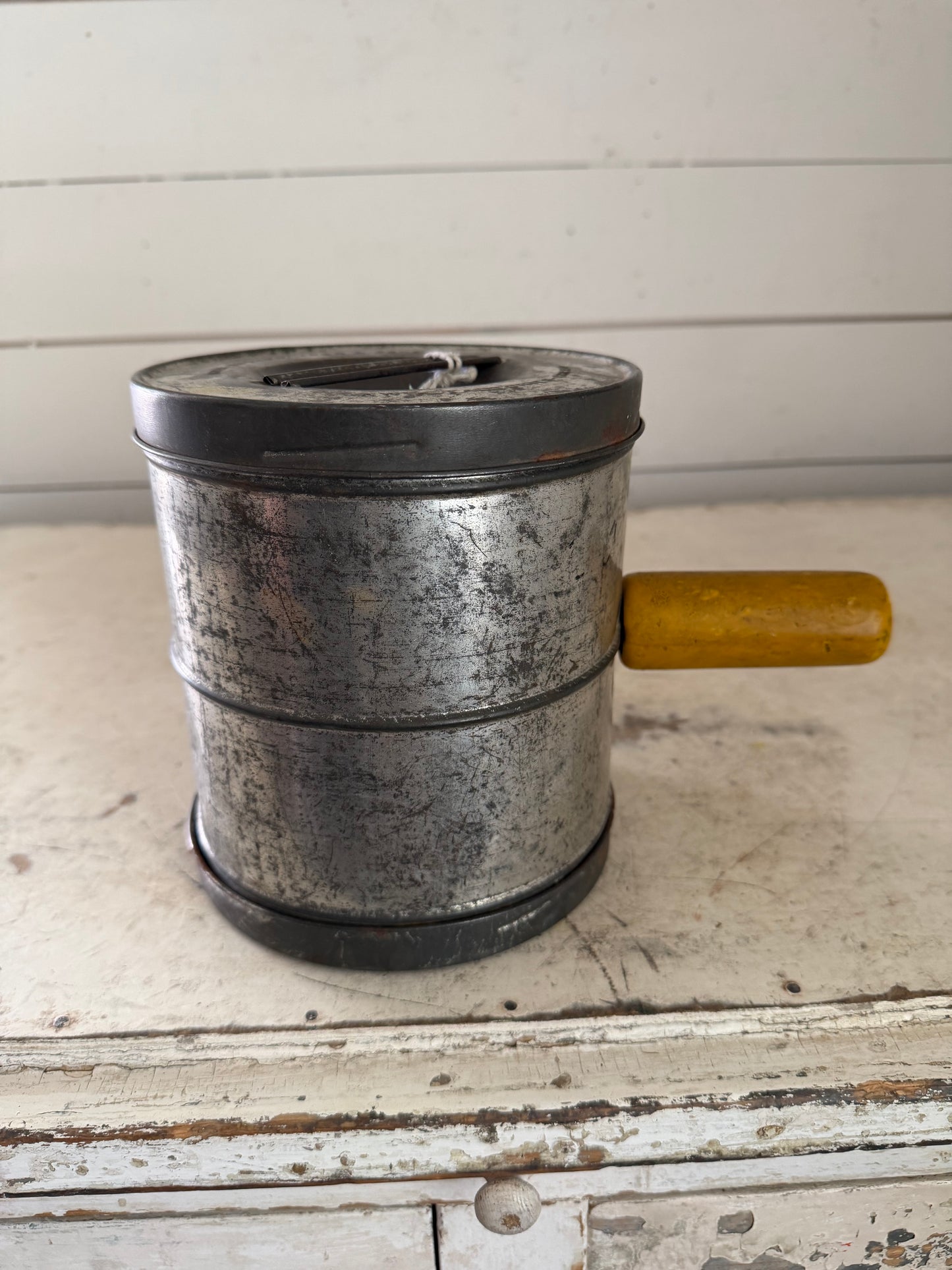 Vintage 5-Cup "Duplex" Kitchen Sifter