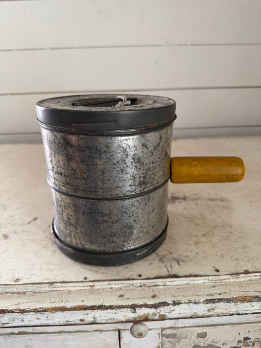 Vintage 5-Cup "Duplex" Kitchen Sifter