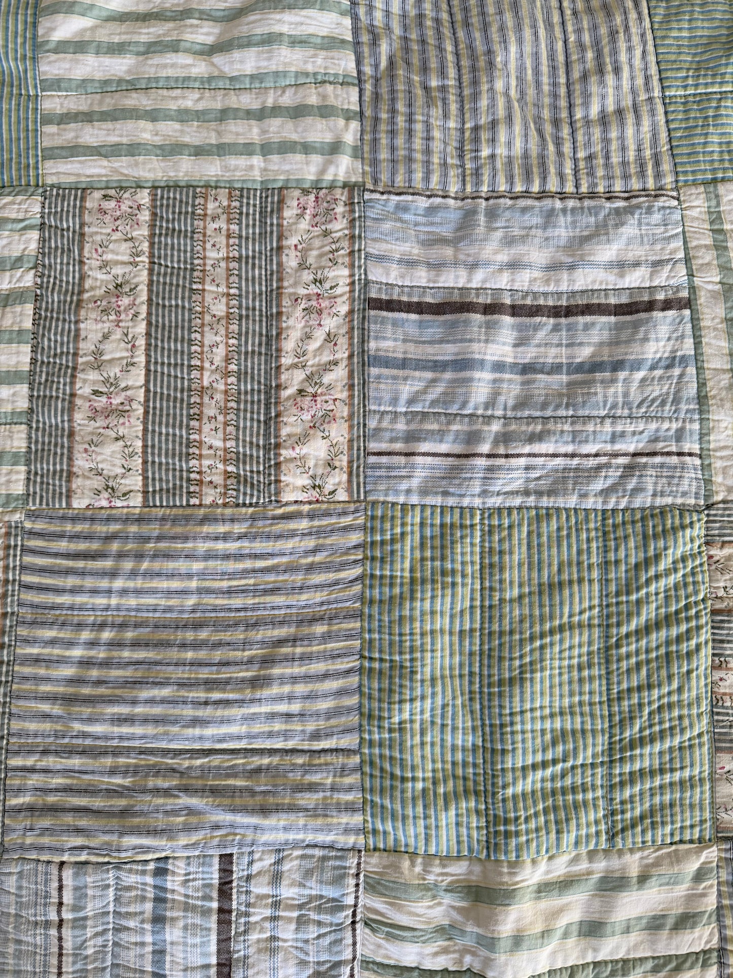 Blue & Green Square Style Quilt with Pillow shams - queen Size