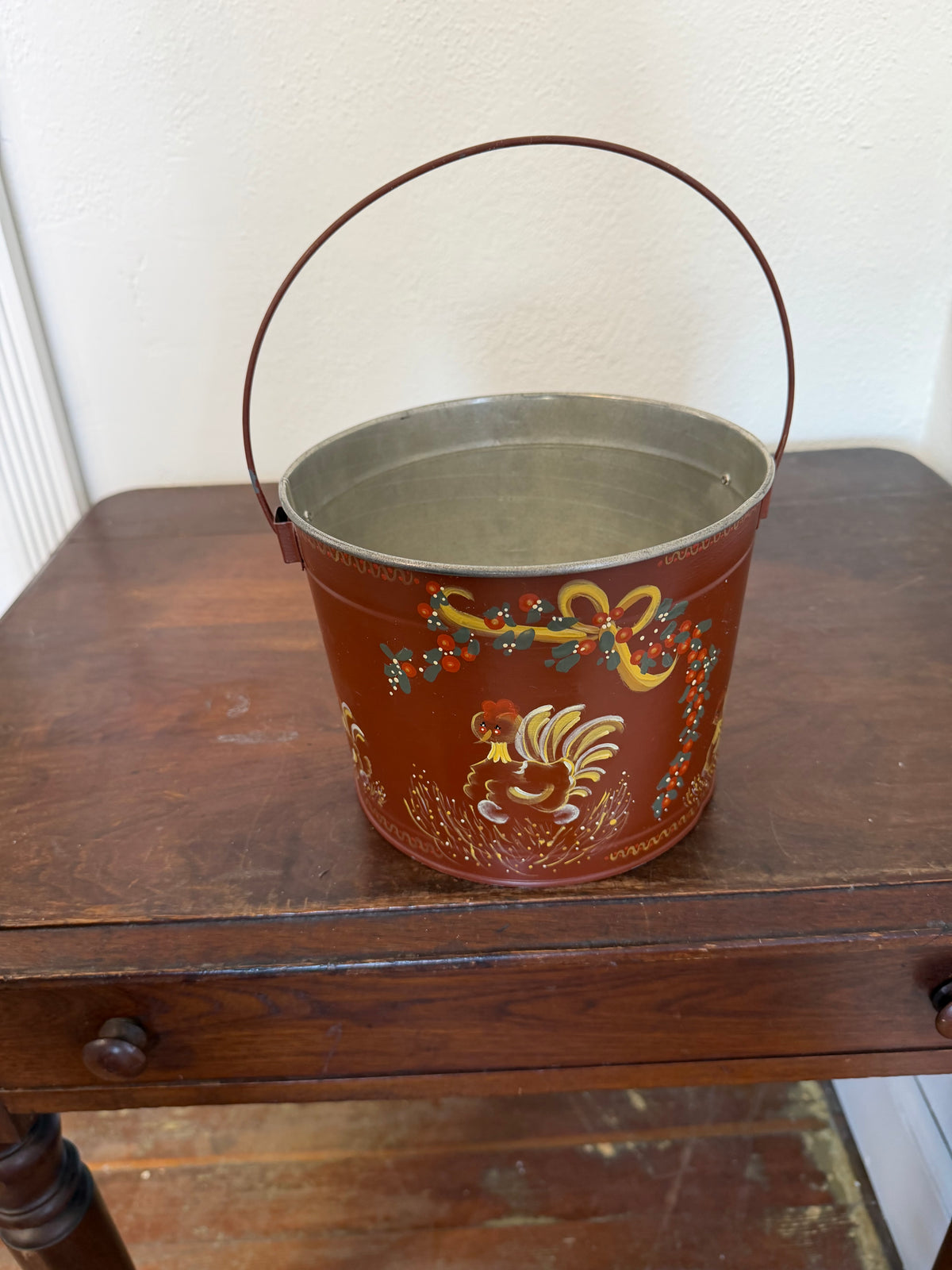 Maroon Toole painted LEAKTITE PAINT POT  WATERTOWN, MASS