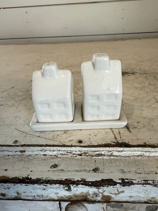 White ceramic House salt and pepper shakers