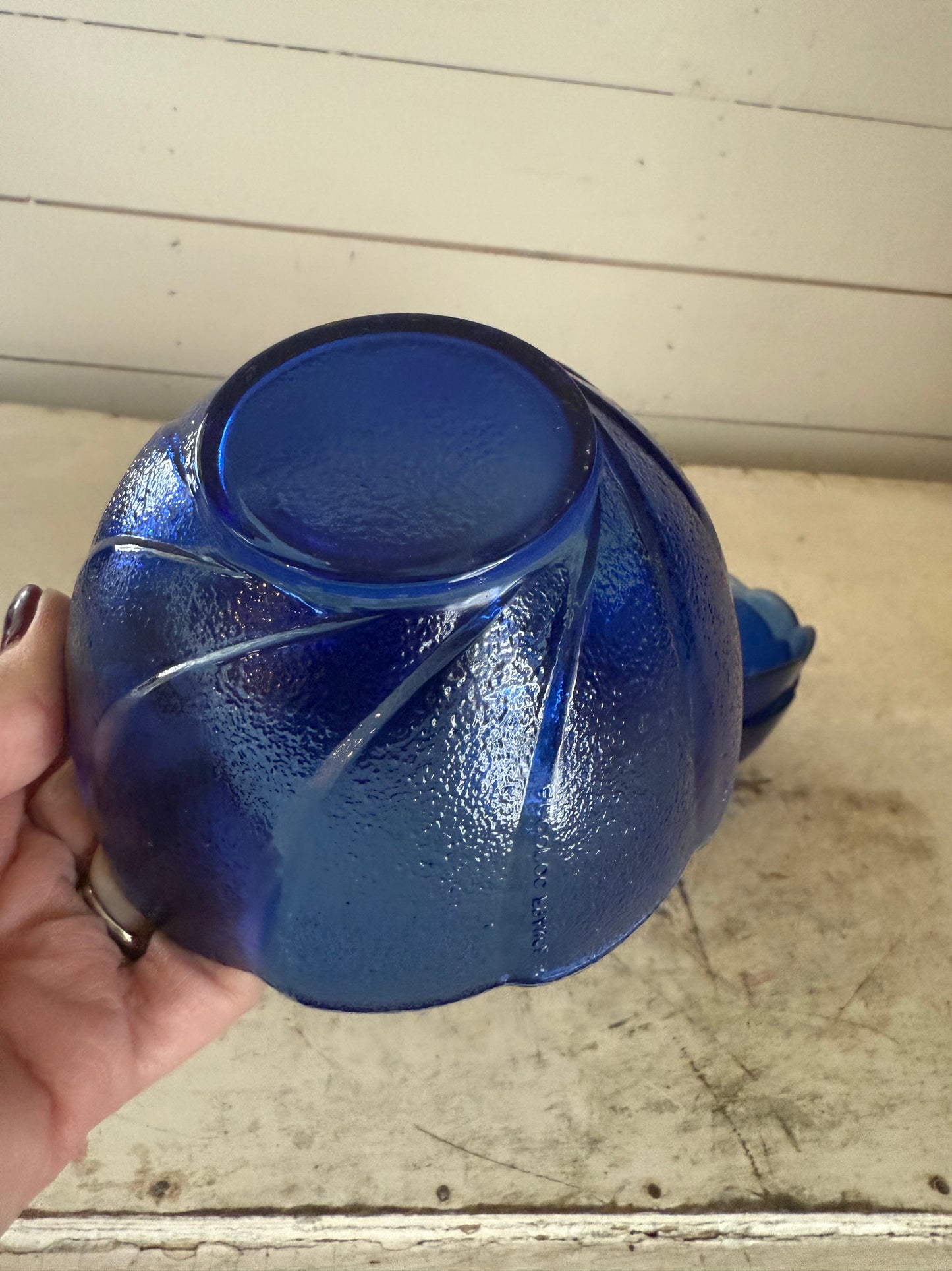 Arcoroc France Cobalt Blue 5 inch Dessert Cereal Bowls Spiral Sides Scalloped - sold individually