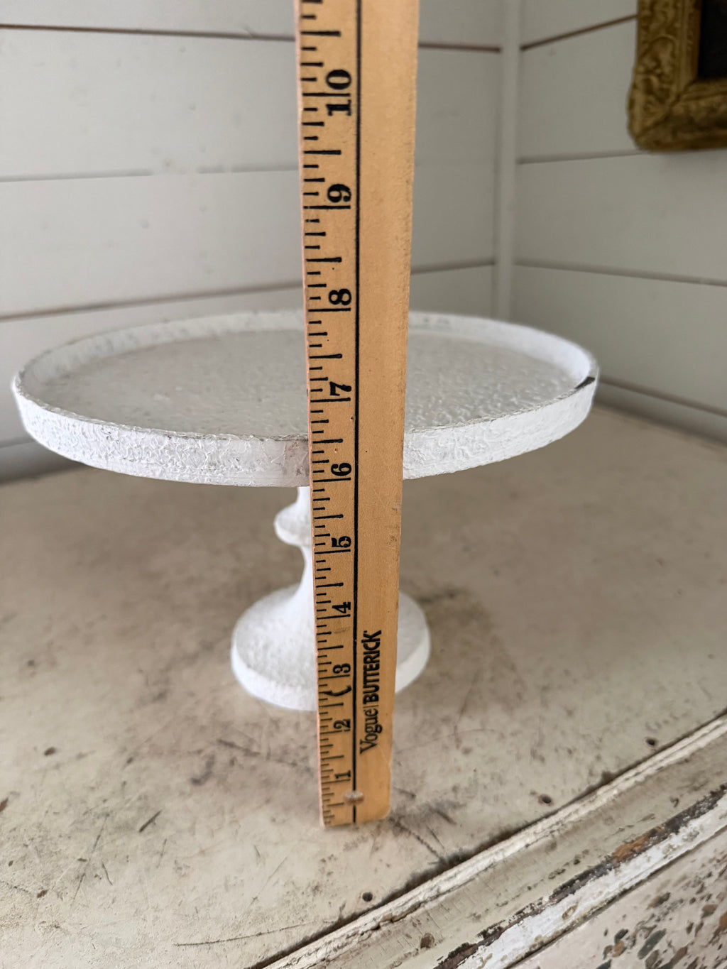 Textured pedestal will get made over