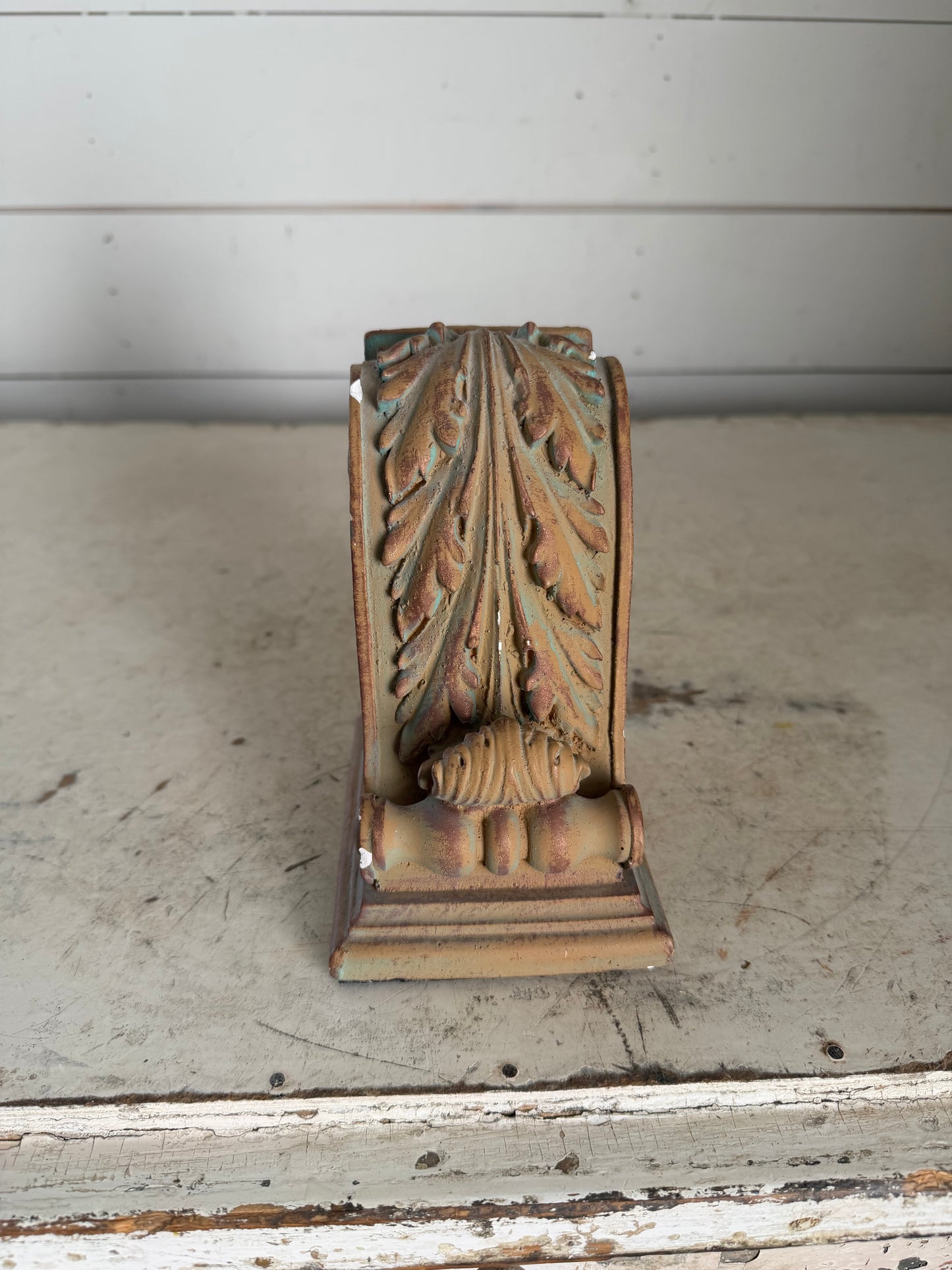 Single Resin Corbel - Will Get Makeover